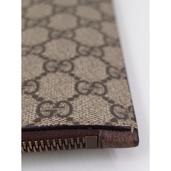 Gucci Neo GG Supreme Clutch Bag - Picture 8 of 9